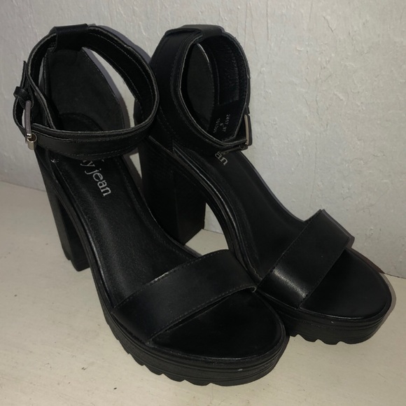 Cathy Jean Shoes - Cathy Jean black block heels